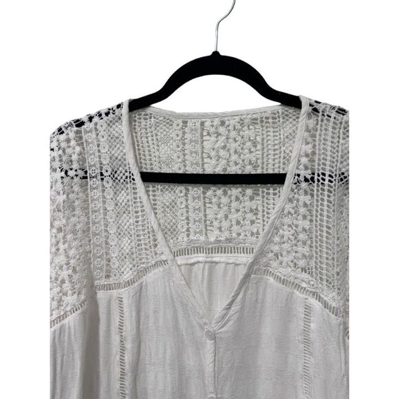 White Detailed Shoulder Bell Sleeve Button Front Blouse Size M Peasant Boho - Picture 4 of 10